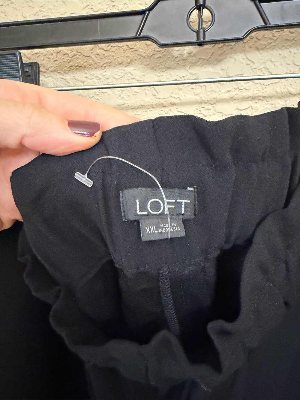 LOFT Black Paperbag Waist High-Rise Shorts - Picture 3 of 6